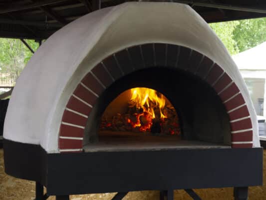 How to make your own pizza oven stand